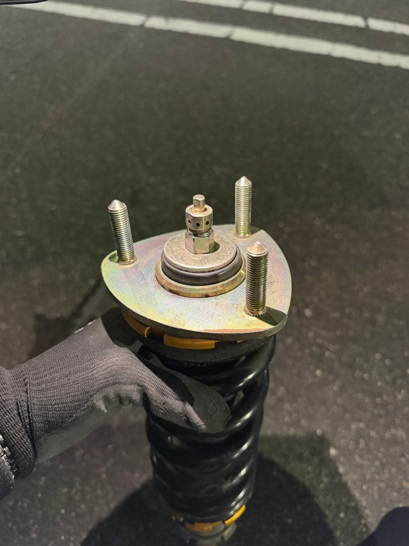 クラウン車高調200x14Kg