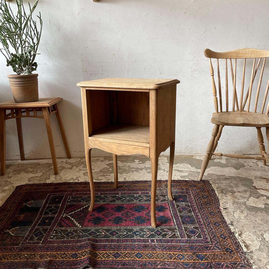 ビンテージ ドロワーサイドテーブル ベッドサイド　猫脚　剥離　no2