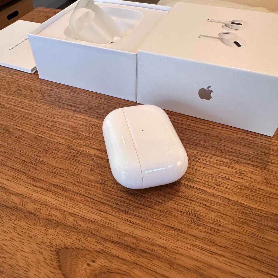 AirPods Pro 第2世代 ホワイト 充電ケース 付属品付き