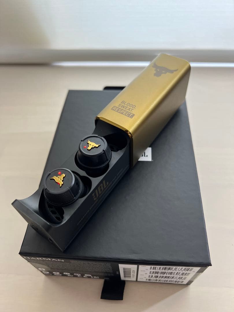 プロジェクトロック×JBL Bluetoothイヤホン