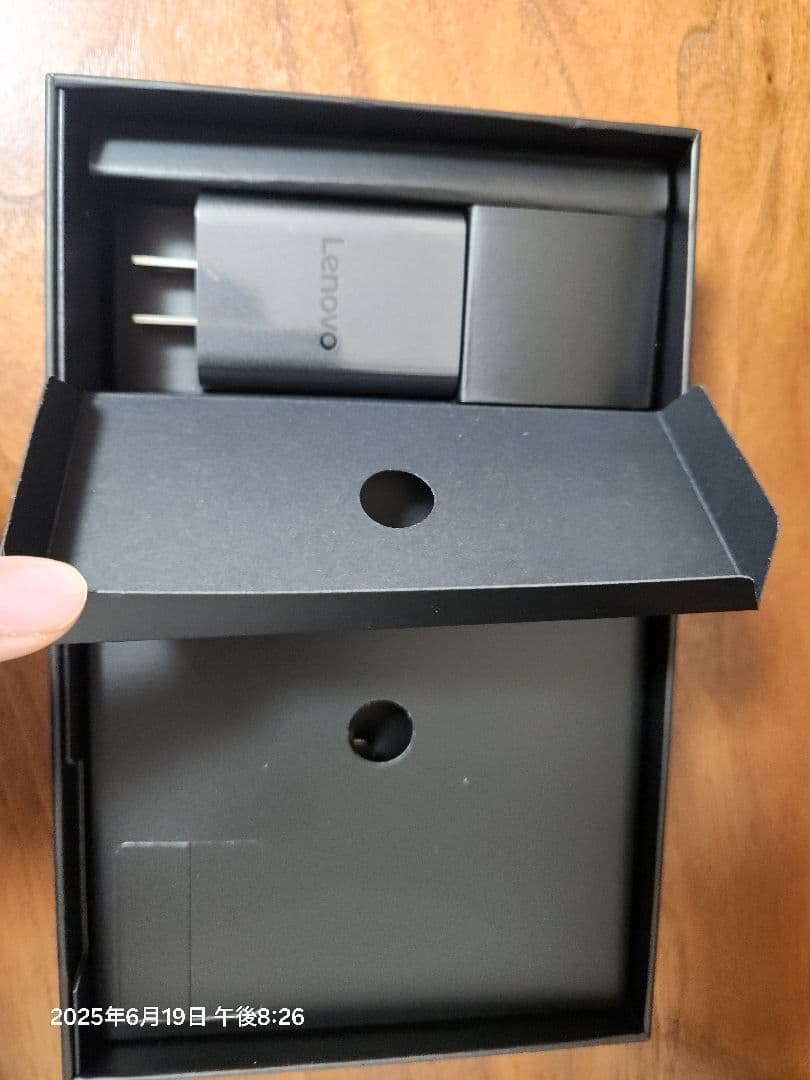 キタキツネ16GB/512GB Lenovo Legion y700