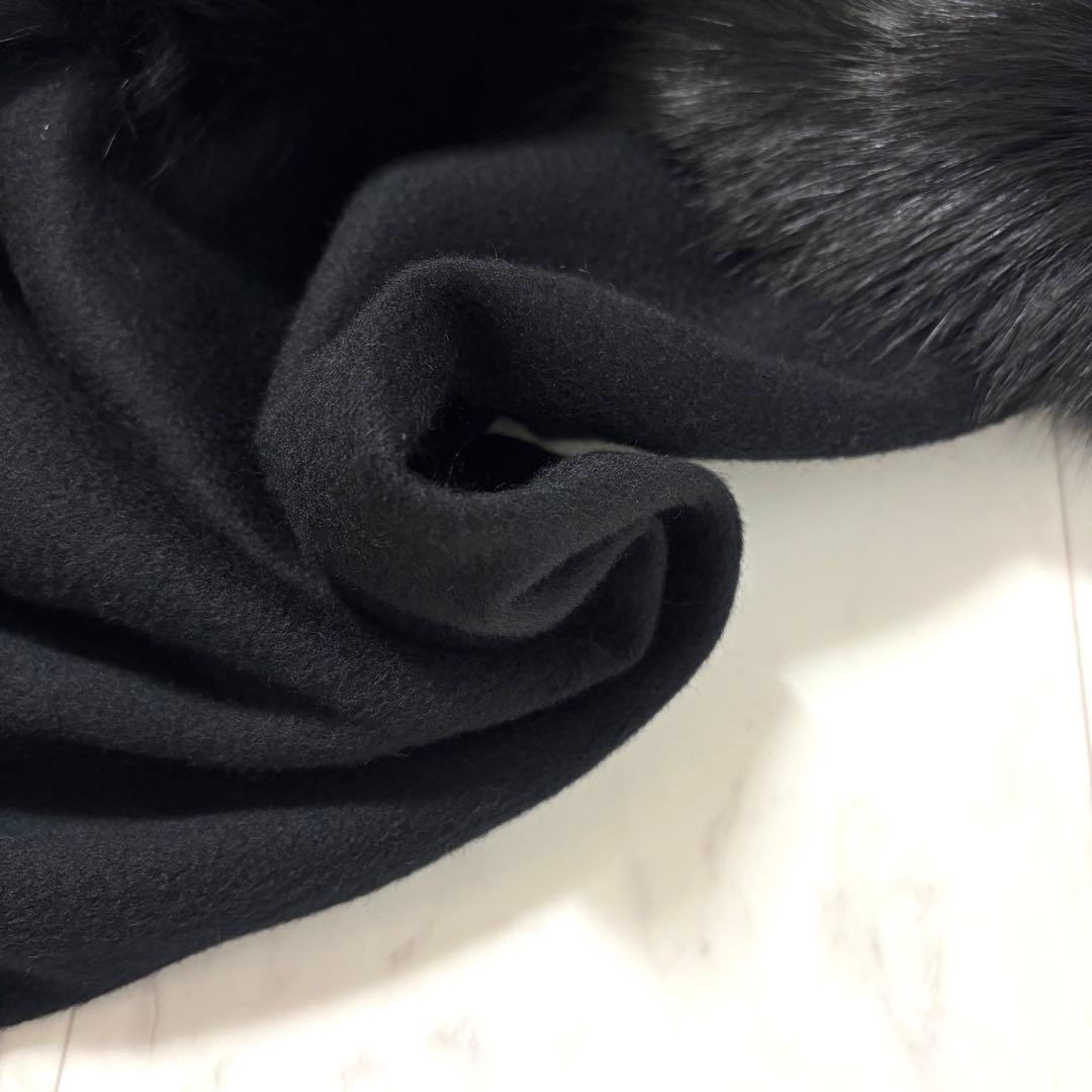 ポンチョ　カシミヤ100% ファー付き　Aライン　エレガント　パーティー　黒