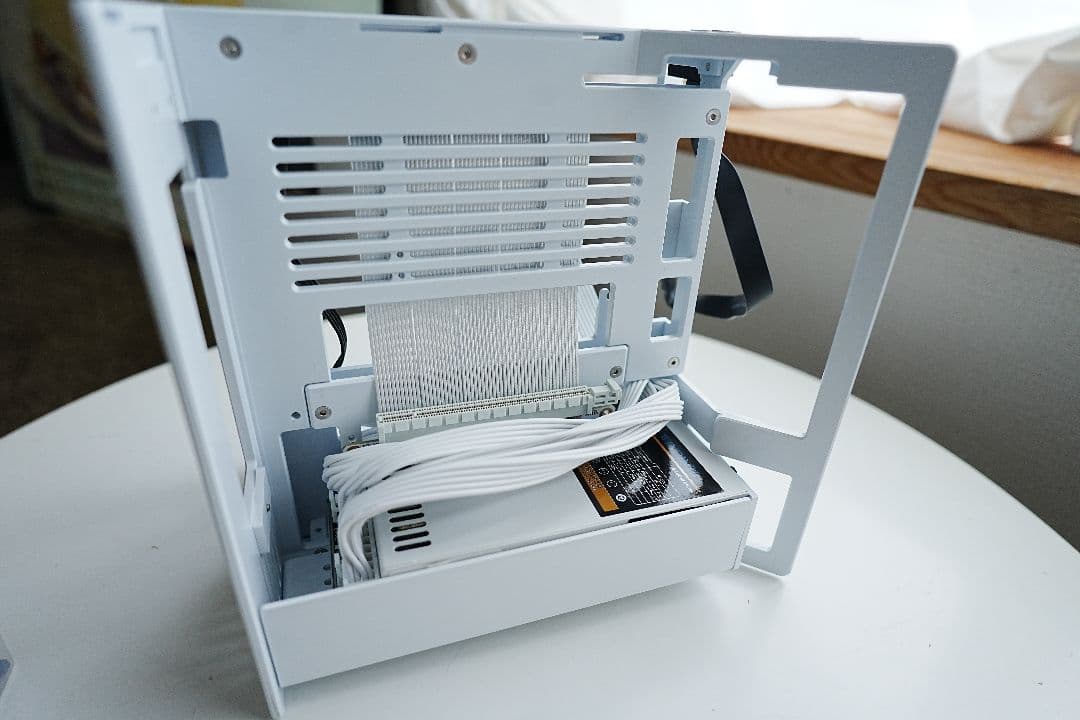 【美品希少】XTIA Xprot-mini Flex電源とCPUクーラー付き！