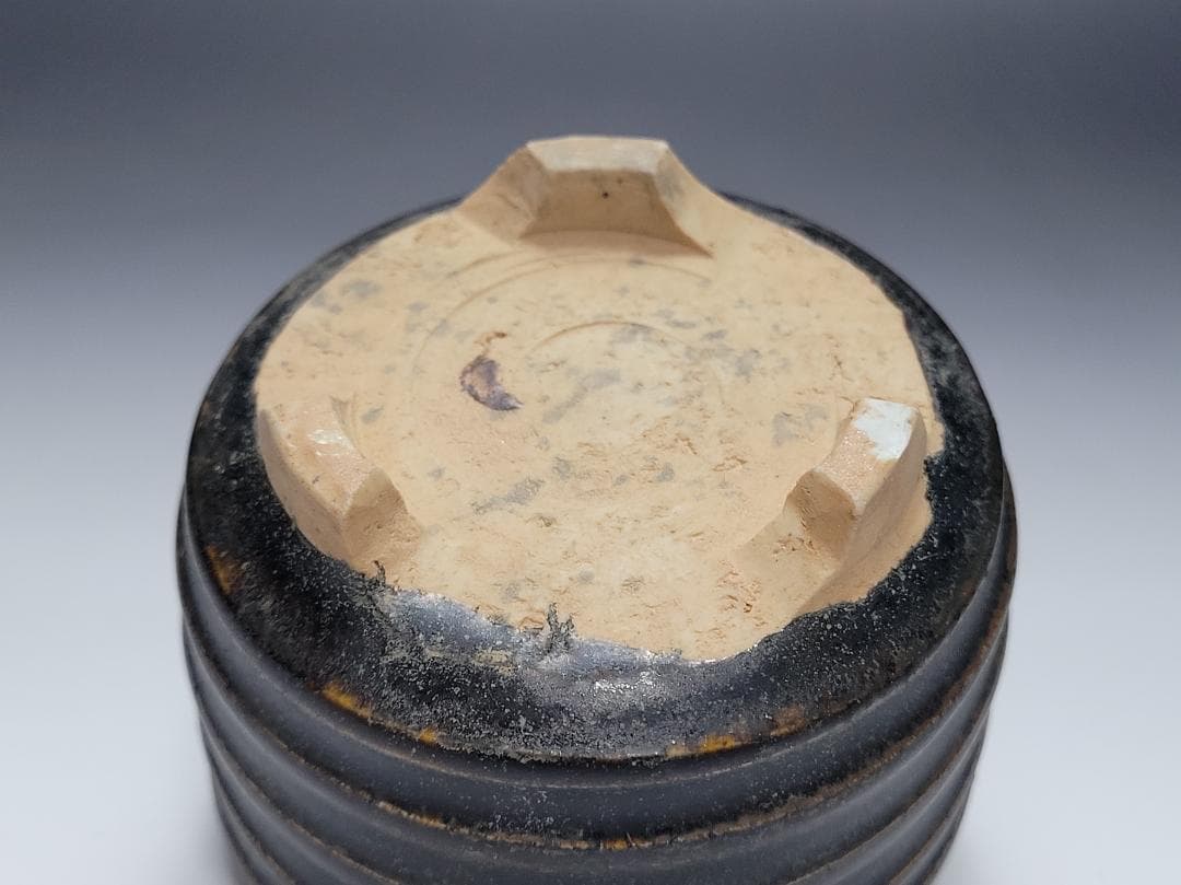 黒釉 竹節型 三足香炉 宋元時代 幅約7.6cm