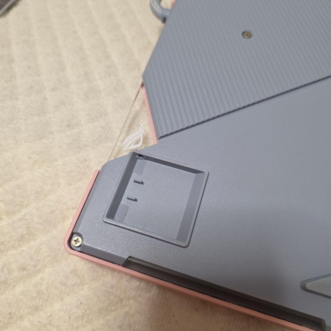 ROG Strix Flare PNK-LTD RGB キーボード