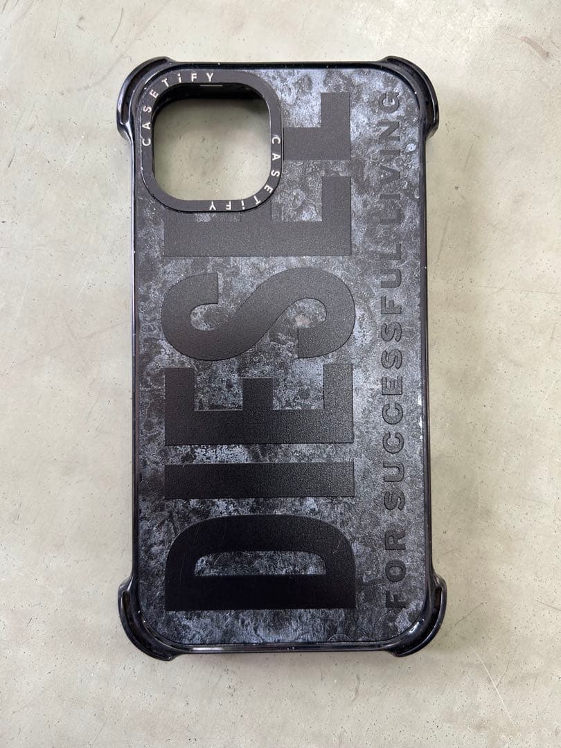 DIESEL iPhone用ハードケース