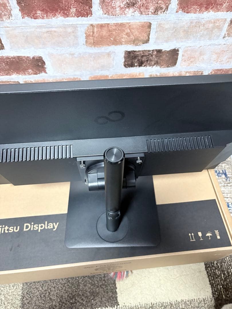 Fujitsu 23.8型ワイド ノングレア液晶　ブラック