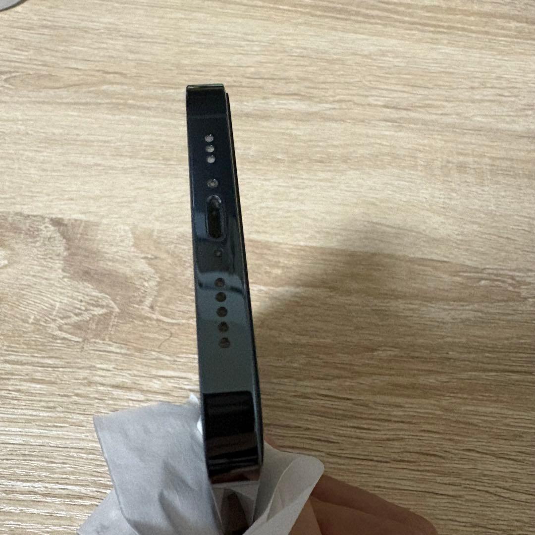 【値下げ】美品iPhone12 pro 256GB Apple Store 購入