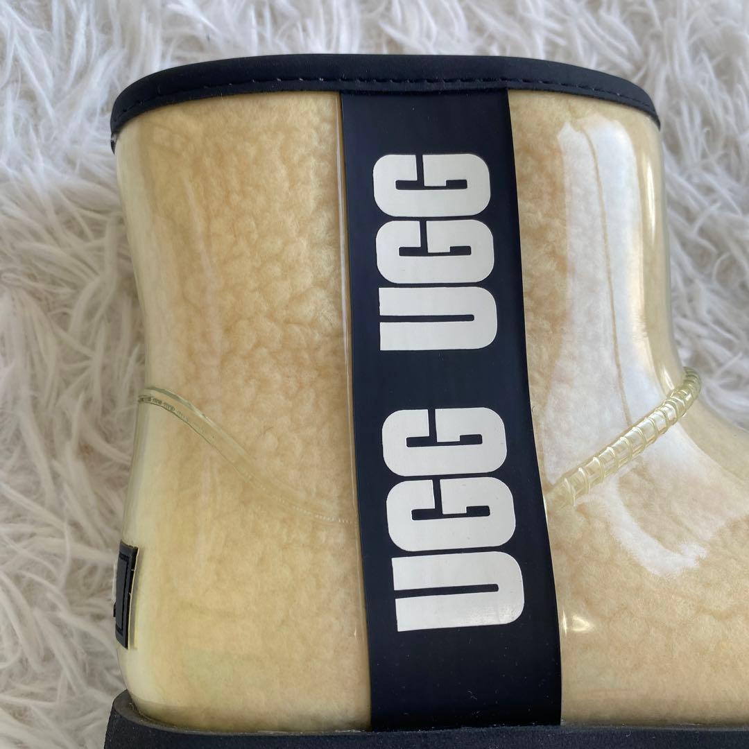 UGG アグ　レインブーツ　ボア　クリア　ベージュ　クリーム　ロゴ入り　長靴