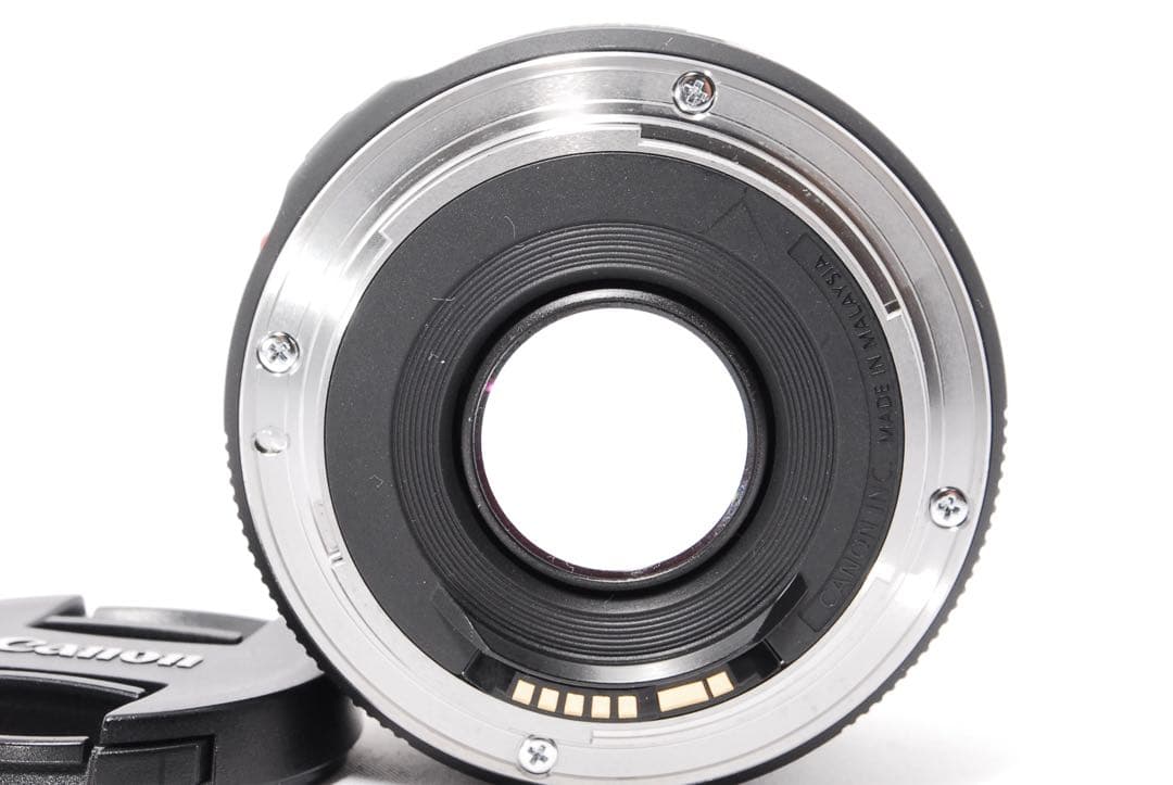 極美品❤️Canon EF 50mm F2.8 STM❤️単焦点レンズ❤️STMレンズ