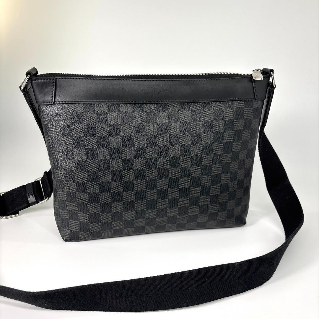 超極美品 ルイヴィトン ダミエグラフィット ショルダーバッグ ミックPM メンズ