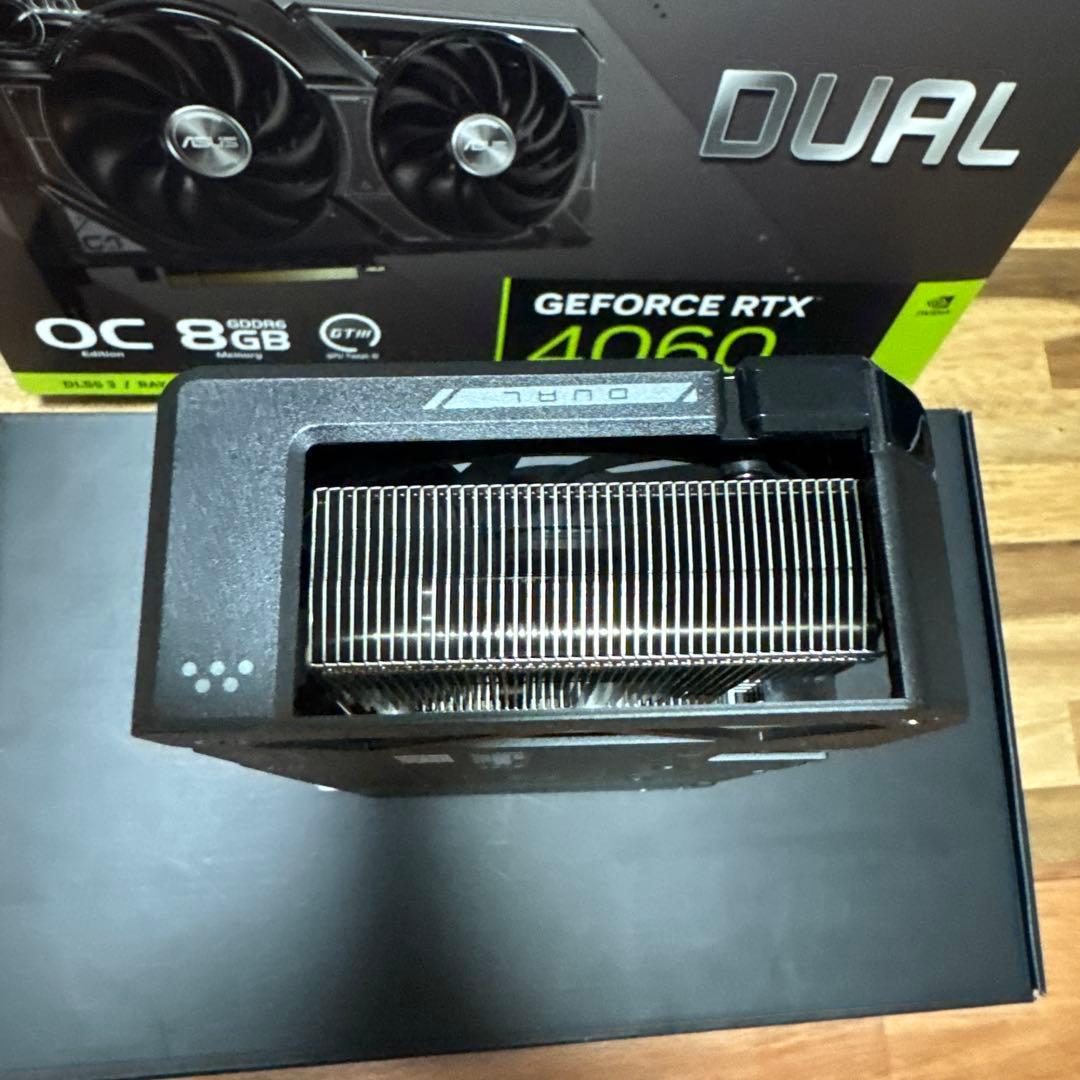グラフィックボード・グラボ・ビデオカード ASUS DUAL GeForce RTX 4060 OC 8GB
