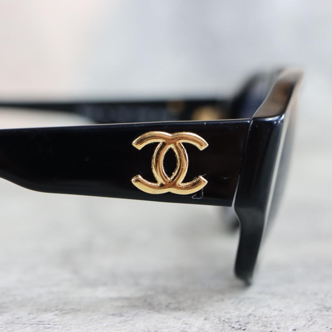 CHANEL シャネル ココマーク サングラス ブラック ゴールド ケース付き