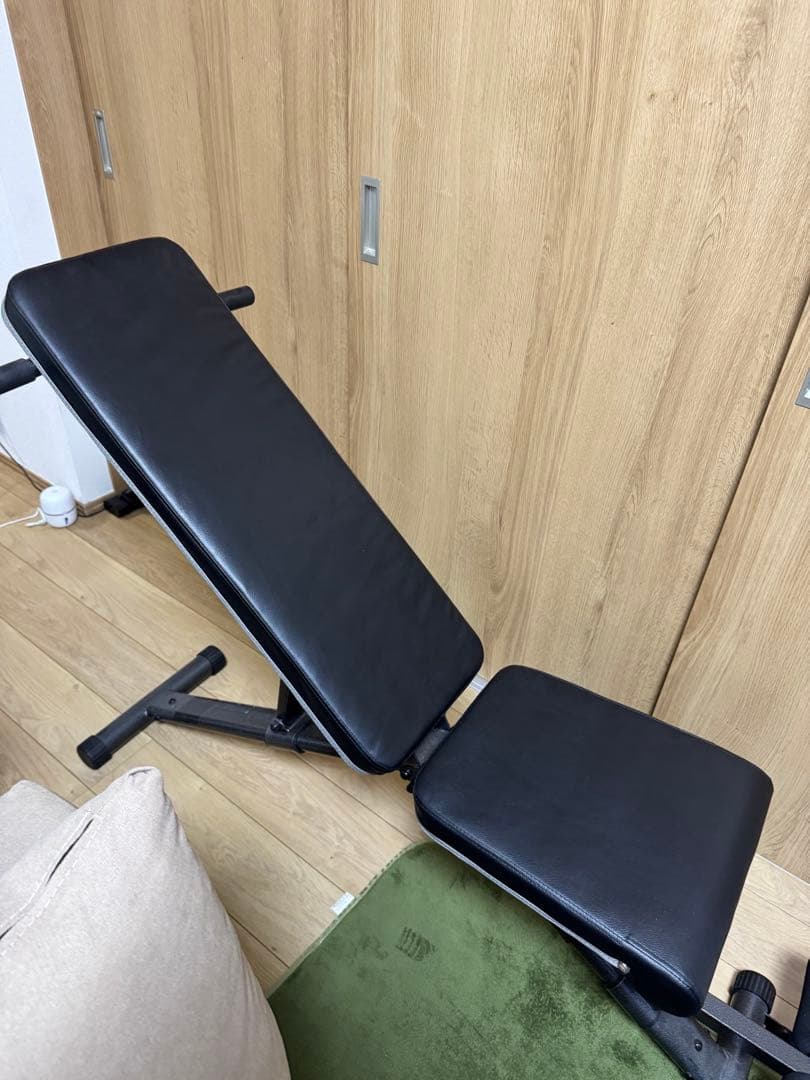 トレーニングベンチ 調整可能
