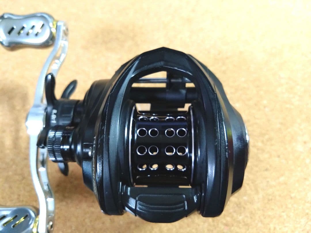 アブガルシア ロキサーニ BF8