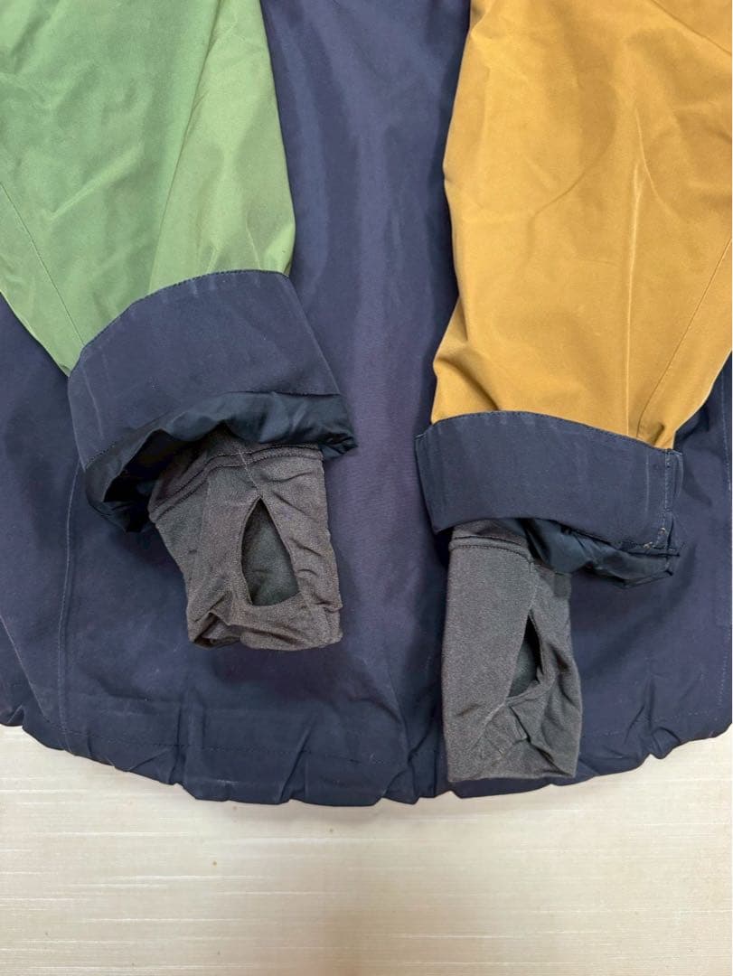 241(トゥーフォーワン)スノーボードウェアLサイズ