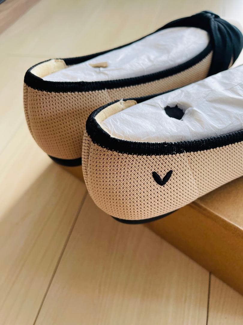 新品！VIVAIA [Bibi] アーモンドトゥ 結びデザイン フラットシューズ