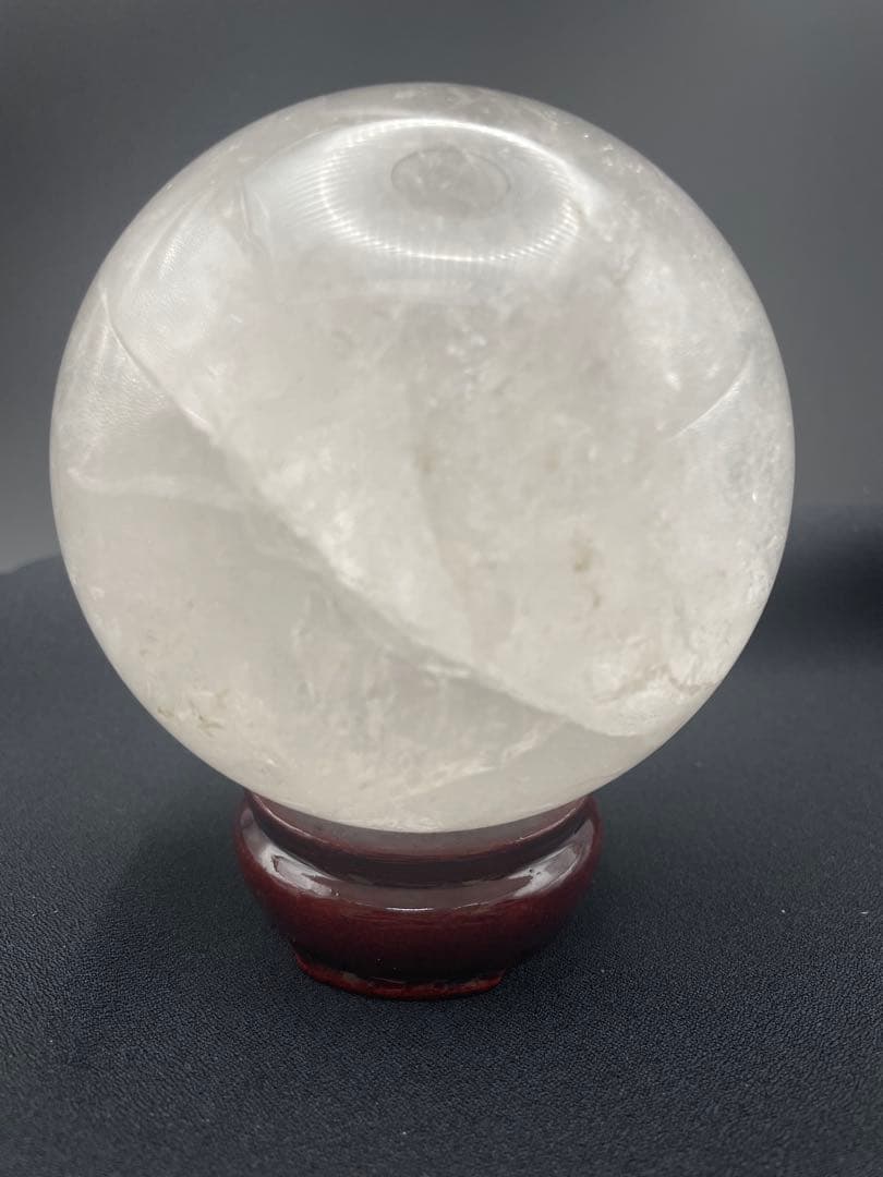 【ヒマラヤ水晶】丸玉 虹入り 約92.6㎜ 1136g 台座付き セール開催中！