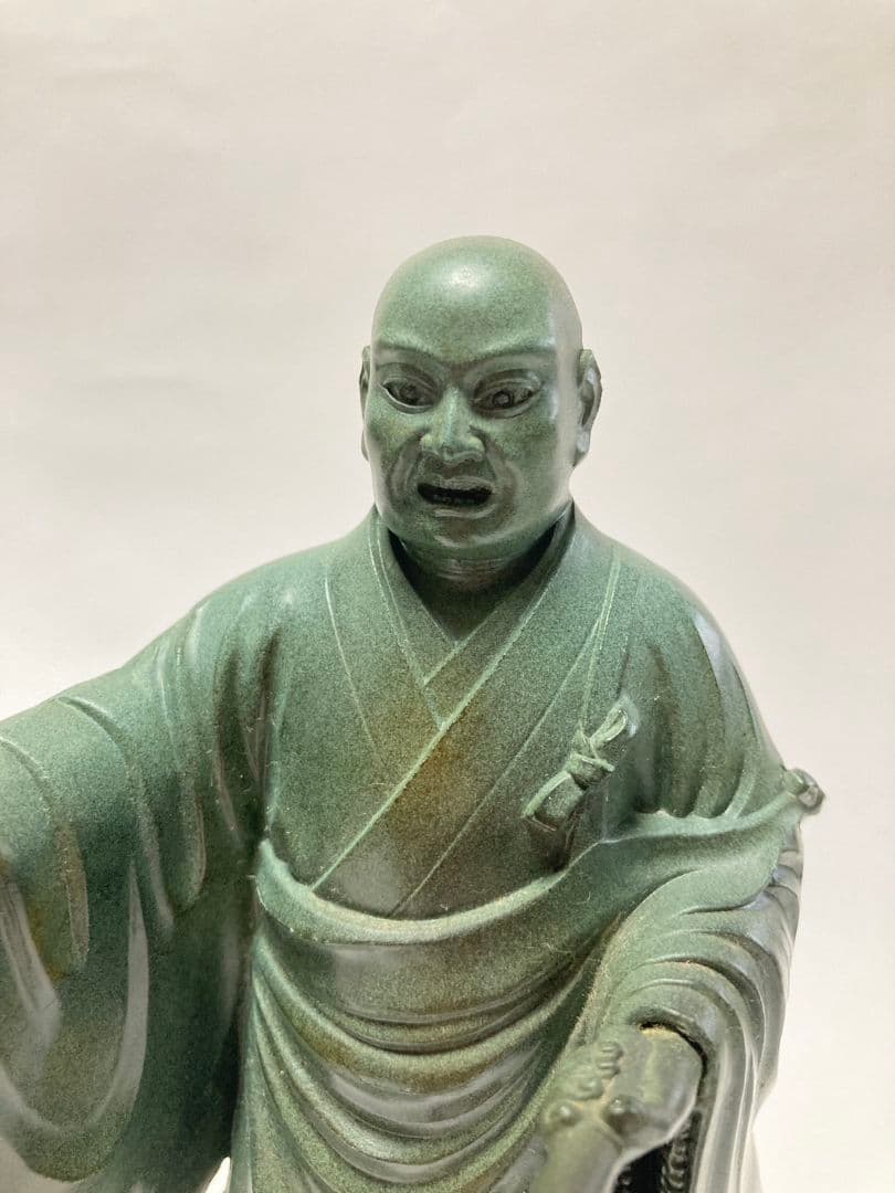 日蓮聖人像