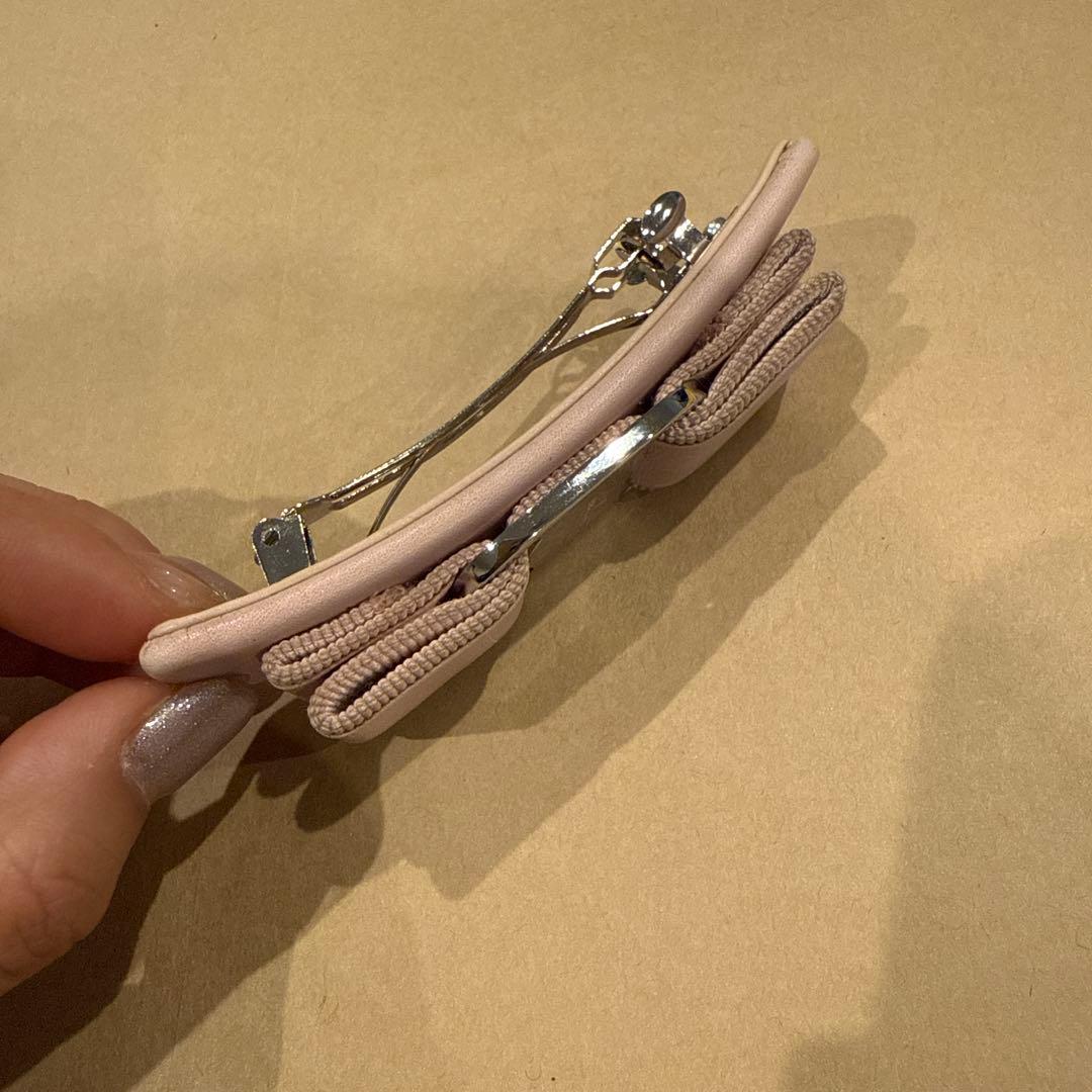 ❤️大幅値下げ❤️フェラガモ❤️バレッタ　ピンク　レザー　上品　送料無料　レア　正規品