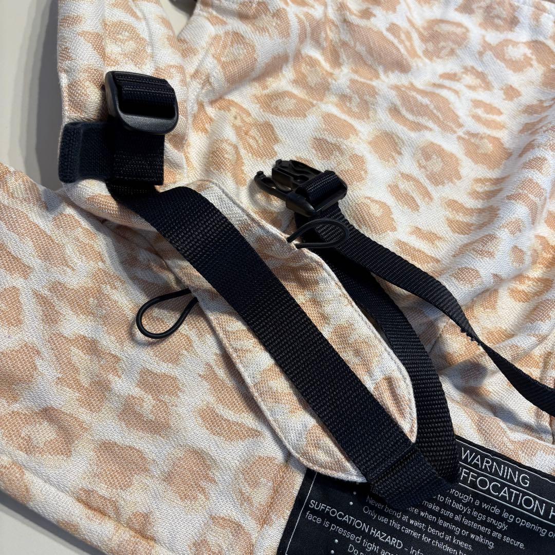 artipoppe ベビー抱っこひも アーティポッペ