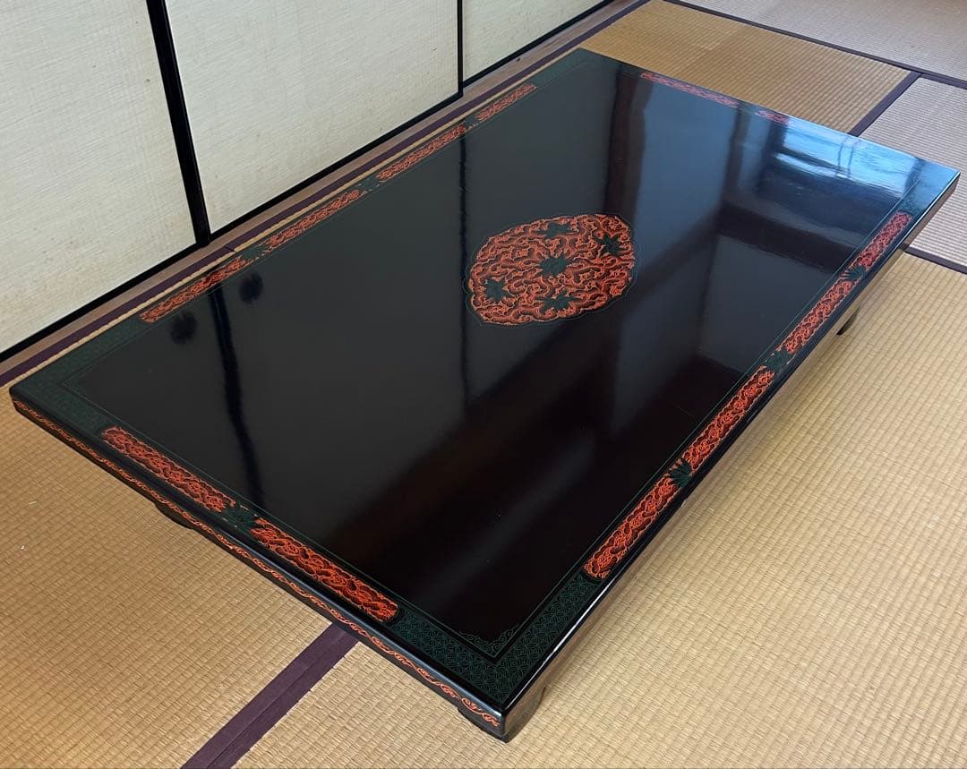 漆塗り　高級座卓　150cm. 90cm