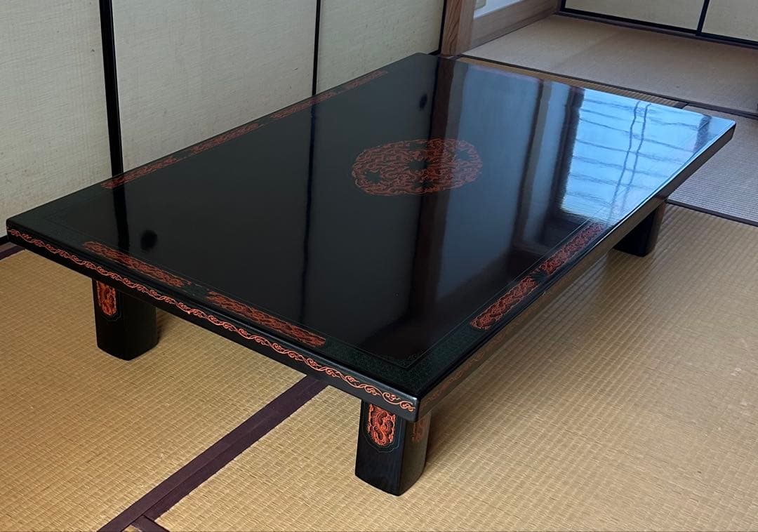 漆塗り　高級座卓　150cm. 90cm