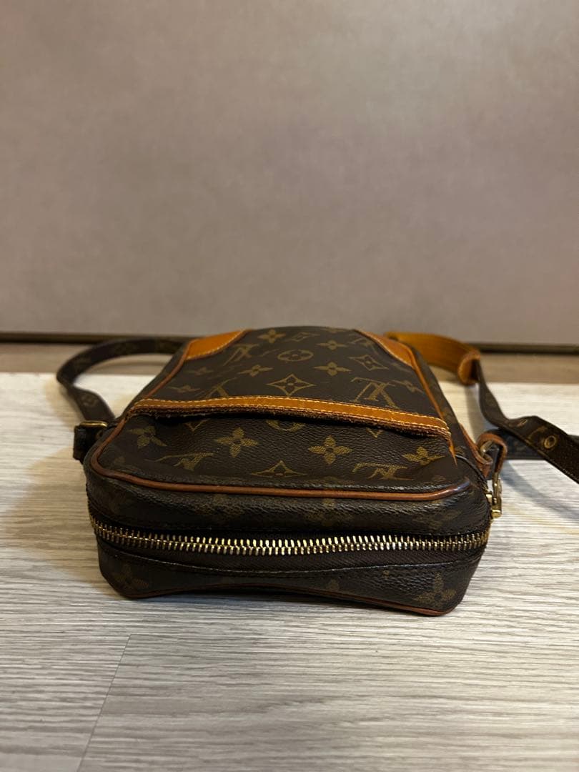 ルイヴィトン　ショルダーバッグ/613