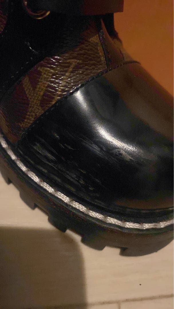 C*o様 ルイヴィトン ショートブーツ サイズ23cm スタートレイルアンクルブ