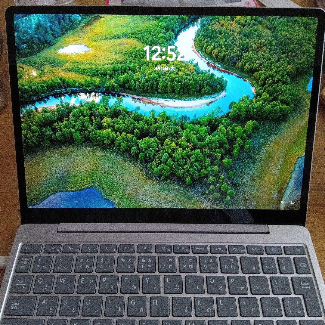 Surface Laptop Go i5／8／128／プラチナ Office