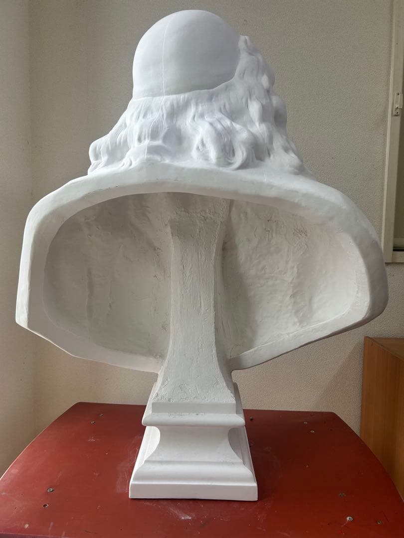 モリエール　石膏像