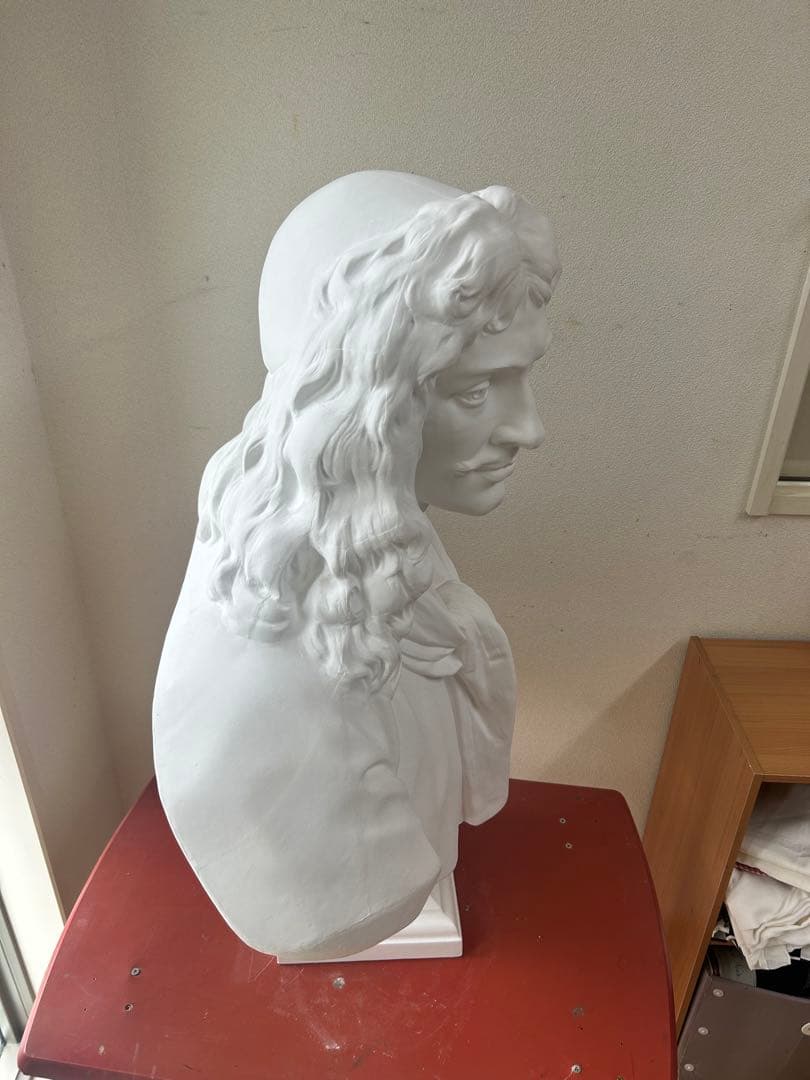 モリエール　石膏像