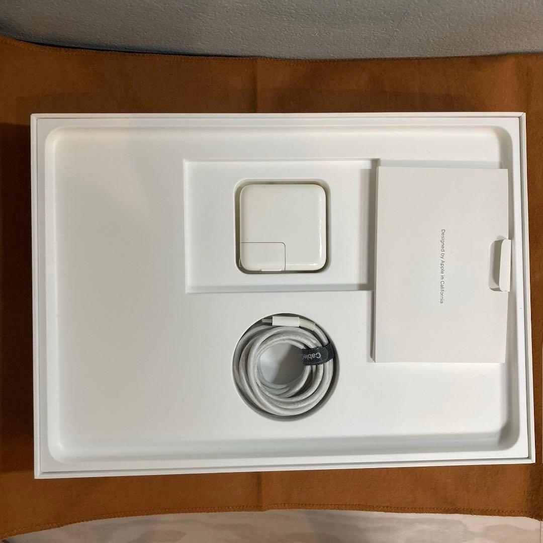 【美品】MacBook 12インチ 2017（充電回数75回）+レザースリーブ