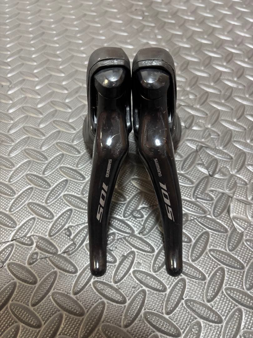 SHIMANO 105 R7000シリーズ　ブレーキはアルテグラ