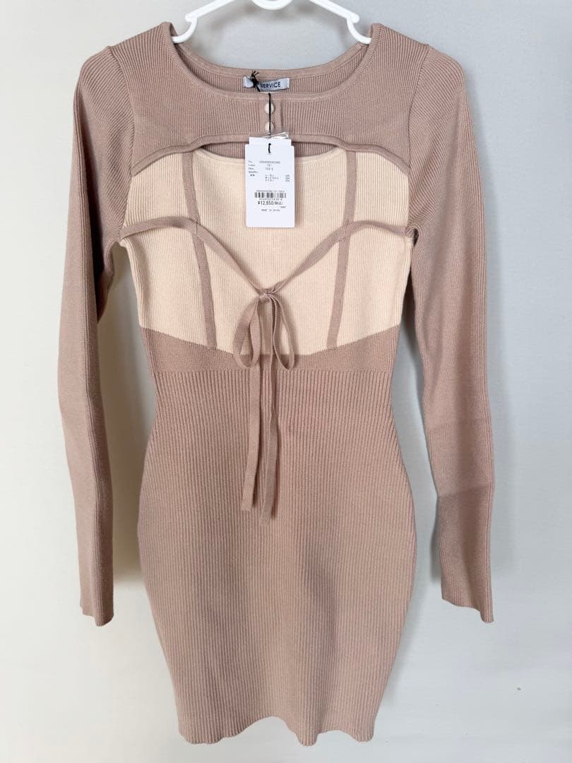 デコルテオープンバイカラーリボンニットワンピース LIP SERVICE