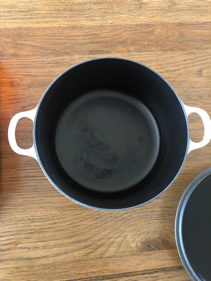 LE CREUSET ル・クルーゼ　24cm ナツメグ　美品