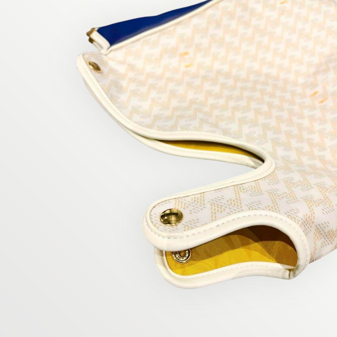 【美品】レザレクション　キャディバッグ　スタンドタイプ　Pavo