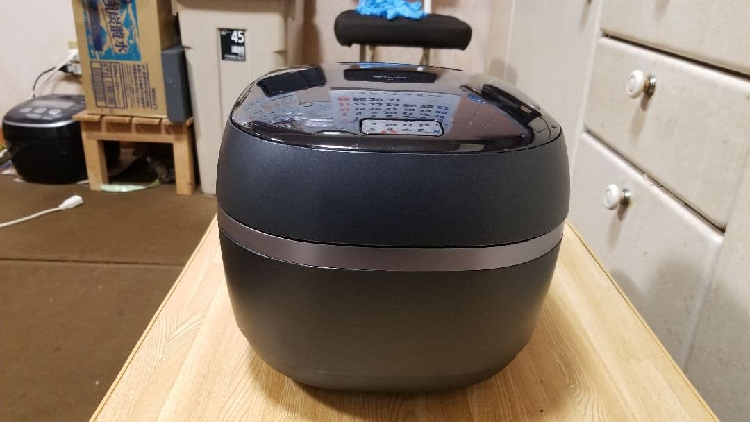 ☆2020年製☆土鍋ご泡火炊き☆タイガー圧力IH炊飯器 タッチパネル操作