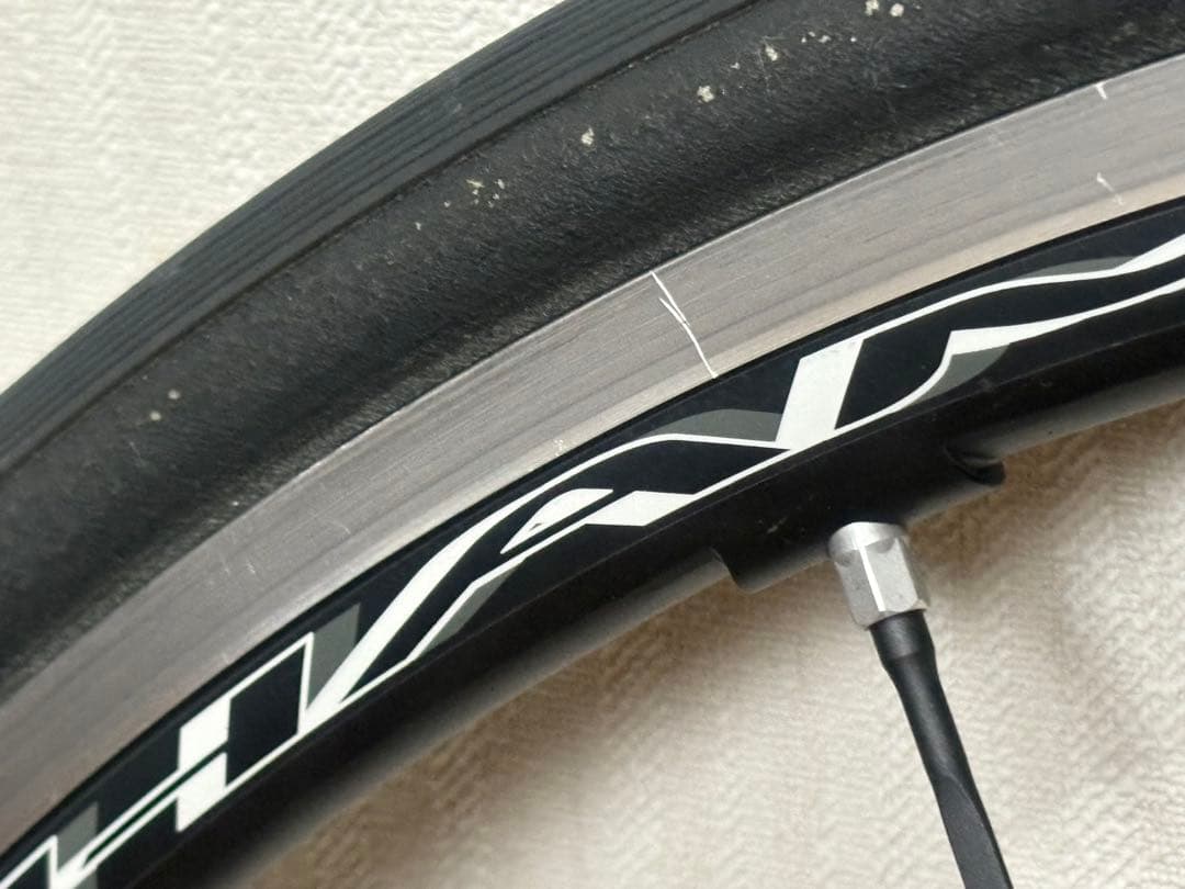 かなり美品 カンパニョーロ シャマルウルトラ 17Cホイールグラフェン2.0付