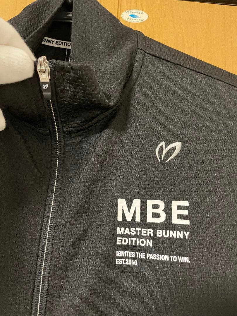 MASTER BUNNY EDITION ブラックジャケット サイズ4 M