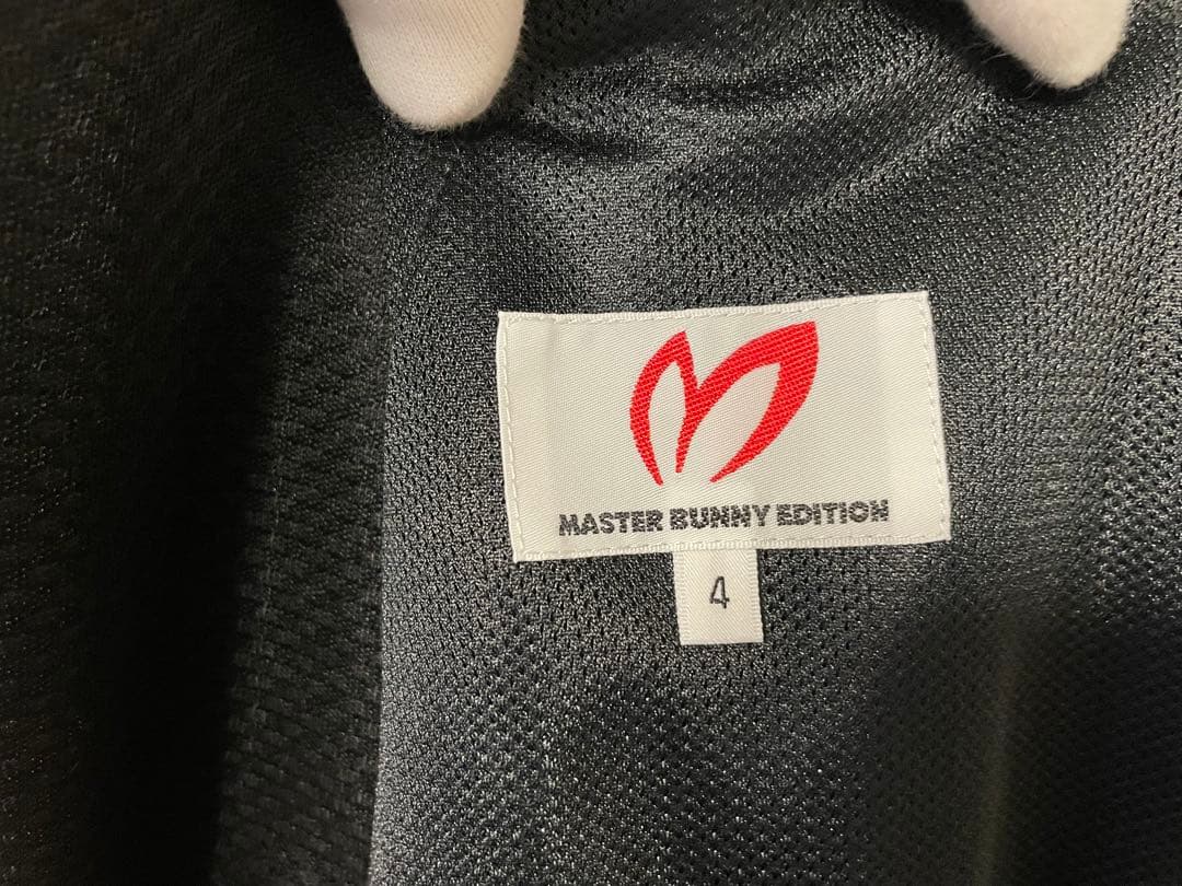 MASTER BUNNY EDITION ブラックジャケット サイズ4 M