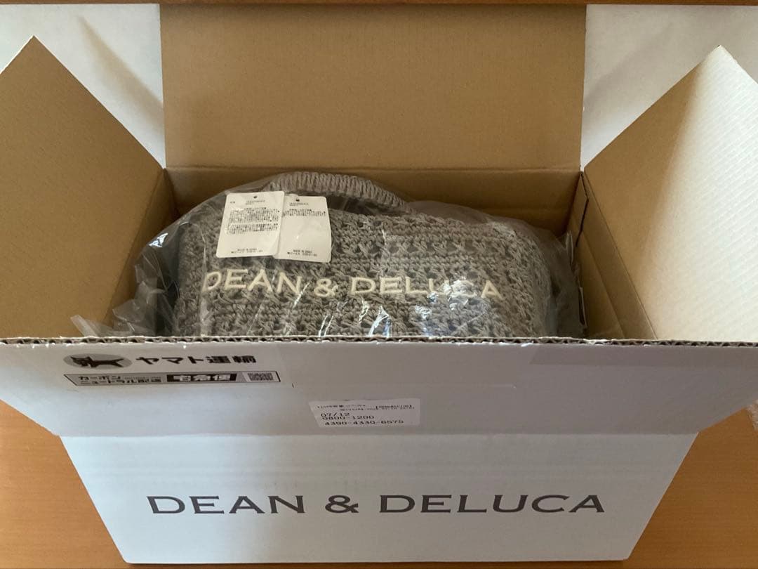 apple821となります　DEAN&DELUCA BEAMS