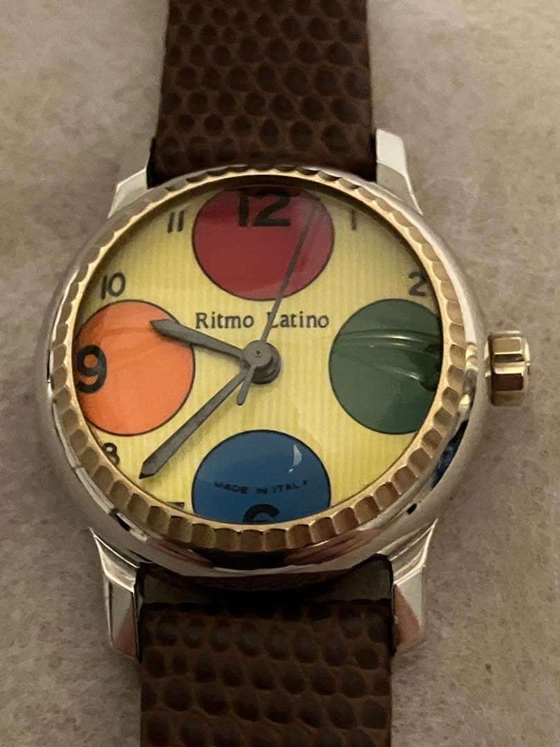 値下げ 稼働★Ritmo Latino グリーン ＱＺ腕時計 電池、革ベルト新品