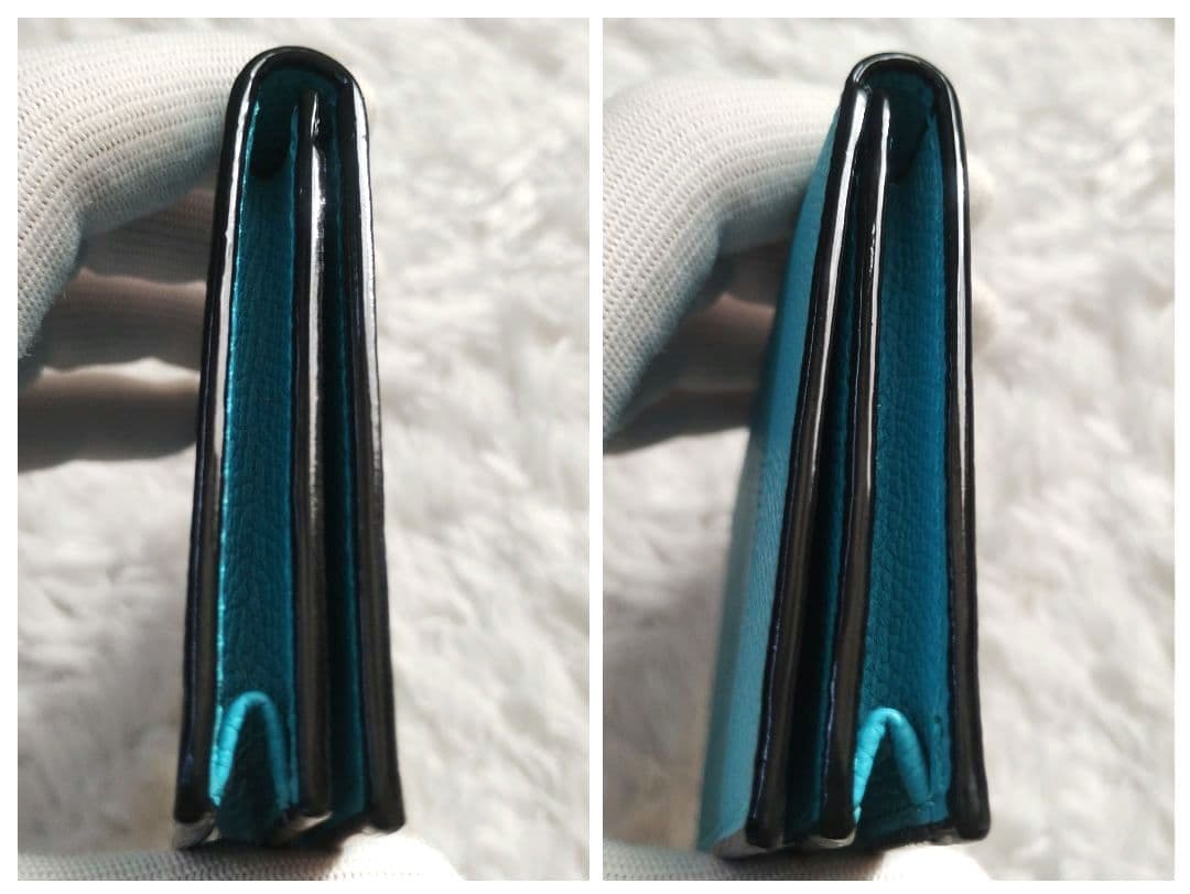 未使用品　ヴァレクストラ　名刺入れ　カードケース 　ブルー　グリーン　男女兼用