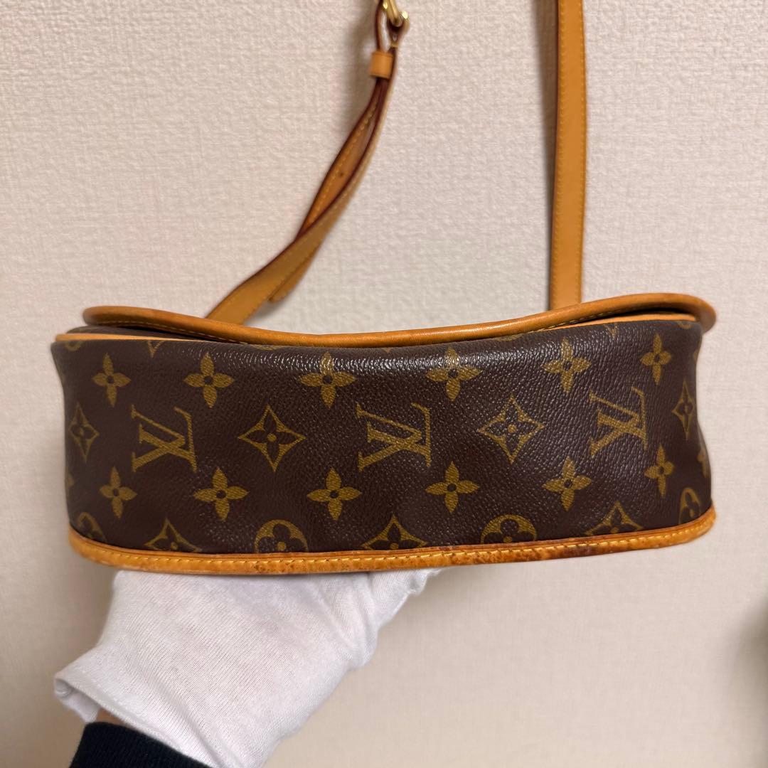 LOUIS VUITTON メニルモンタンPM ショルダーバッグ　モノグラム