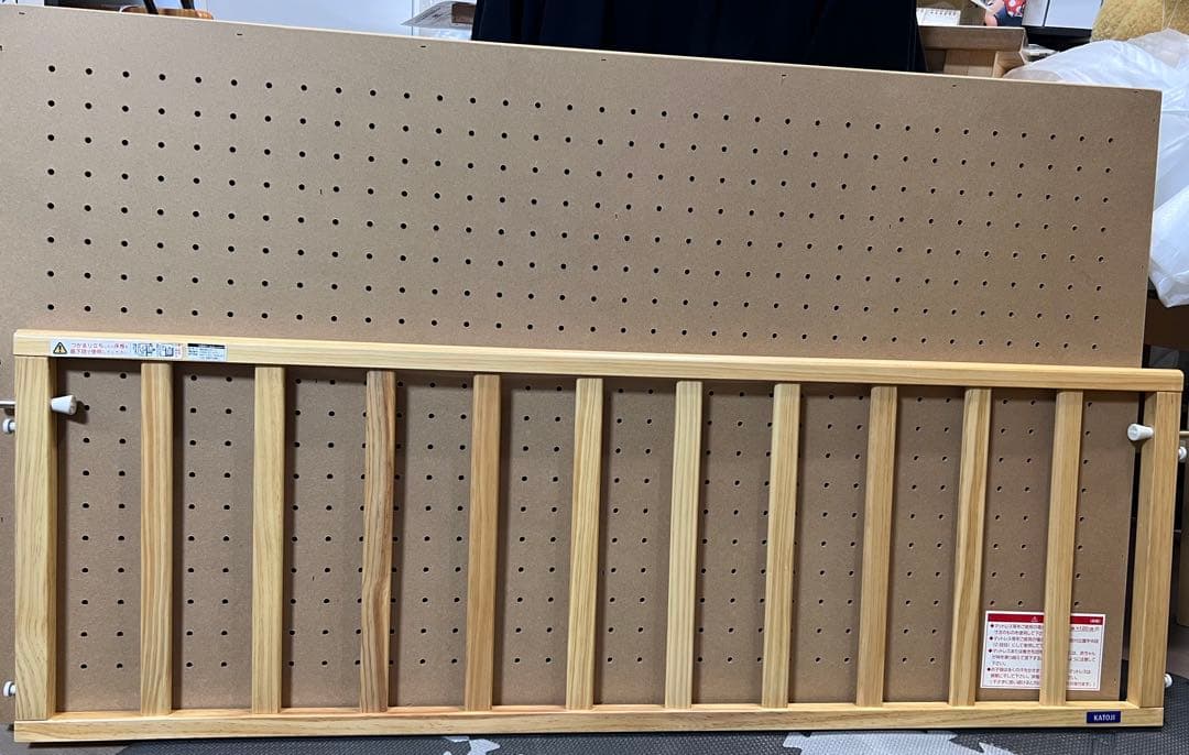 KATOJI カトージ 高さ調節可能、収納付き 木製 ベビーベッド