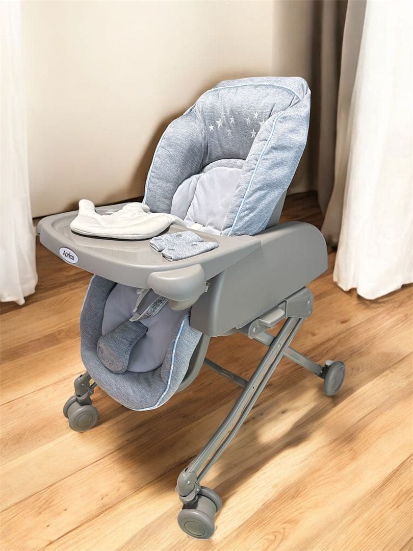 【送料込】　Aprica ユラリズム　スマート　ベビーチェア ハイローチェア