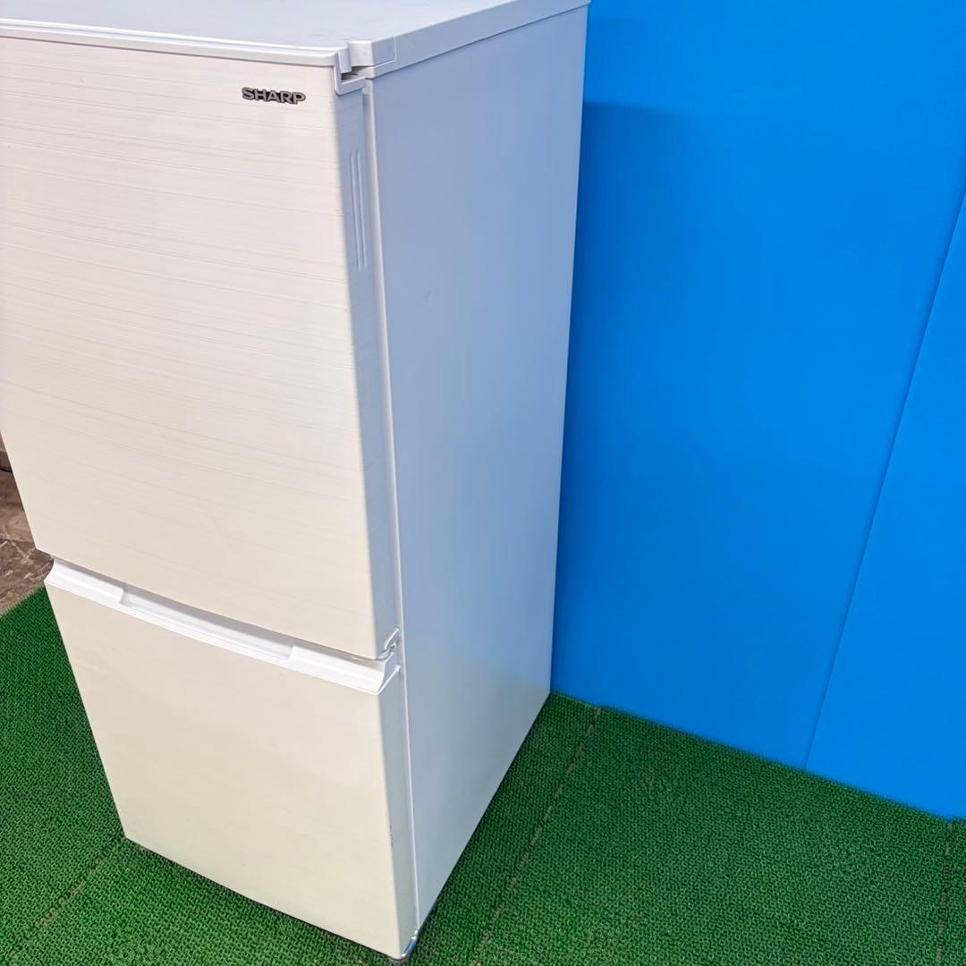 653 SHARP 付け替えどっちもドア　冷蔵庫　小型　一人暮らし　2ドア　美品