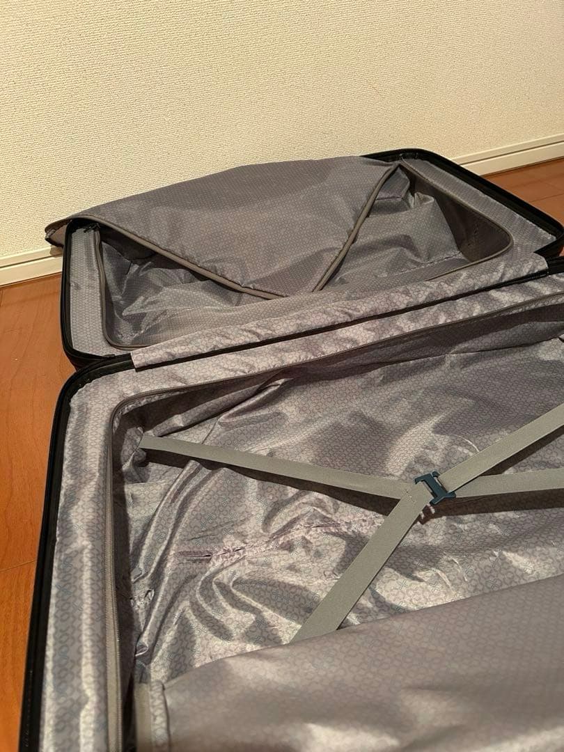 SAMSONITE ブラックキャリーケース　97L