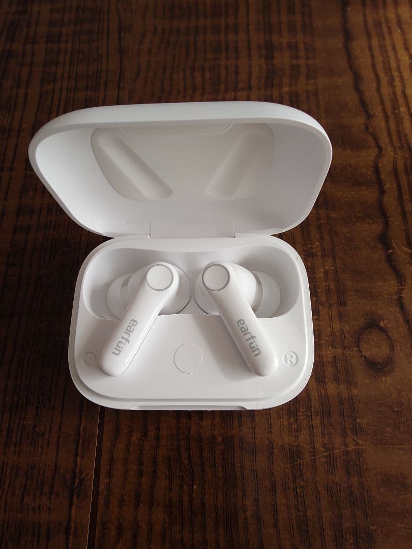 EarFun Air Pro 4 ワイヤレスイヤホン